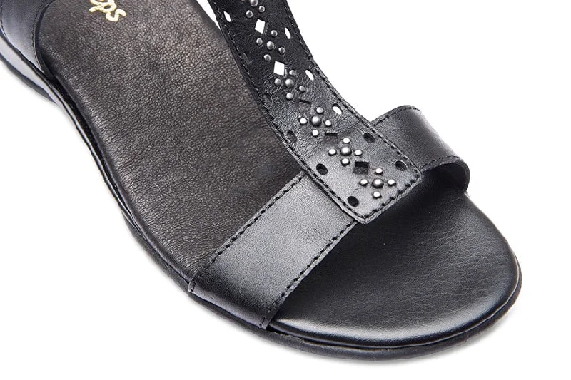 Cairo Sandal in Black Leather