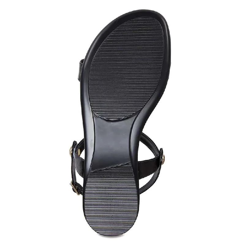 Fiasco Sandal in Black Leather