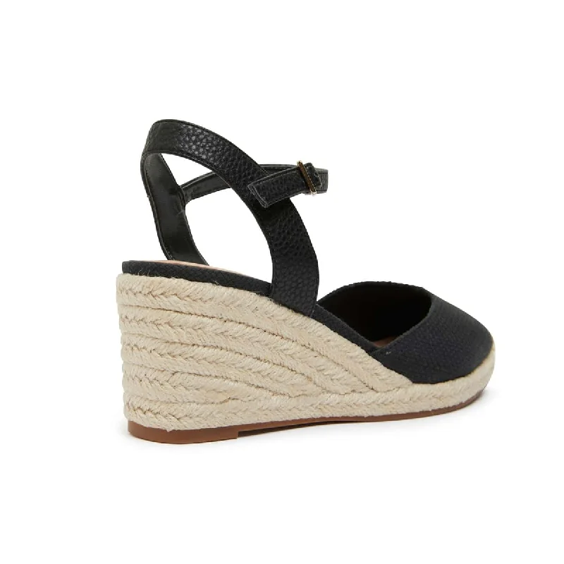 Santos Wedge in Black Fabric